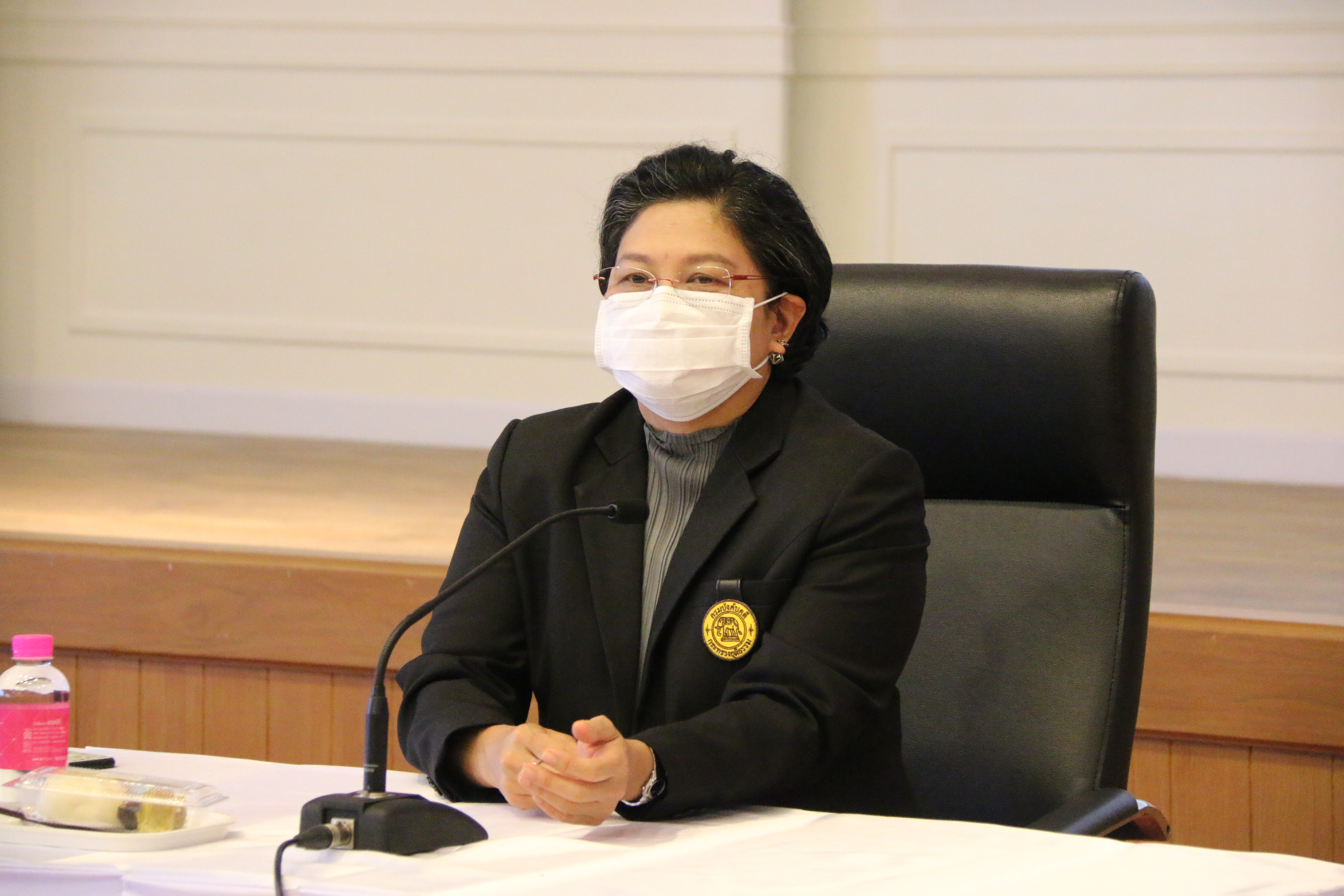 ﻿กรมบังคับคดีจัดประชุมเตรียมความพร้อมสร้างความมั่นใจในมาตรการป้องกันการแพร่ระบาดของโรคติดเชื้อไวรัสโคโรนา 2019 (COVID-19)